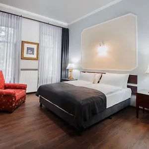 Tea For Two 4*, Τυφλίδα Γεωργία